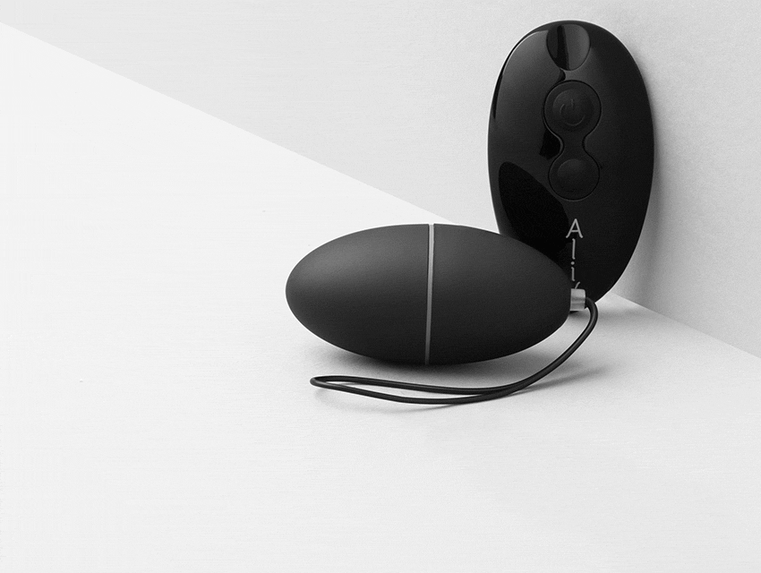 Love Egg Motion Desktop